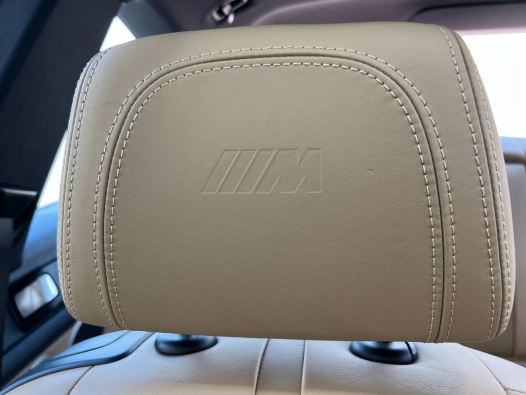 2009 BMW M3 Image 17