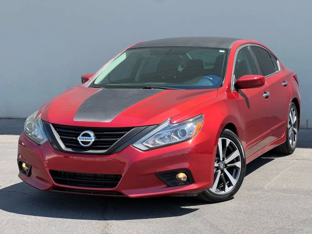 2017 Nissan Altima Image 3