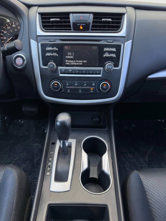 2017 Nissan Altima Image 13