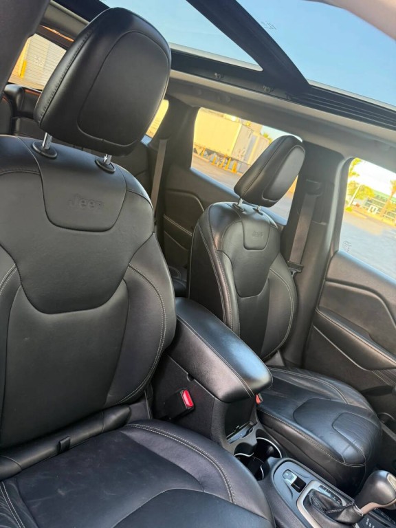 2014 Jeep Cherokee Image 19