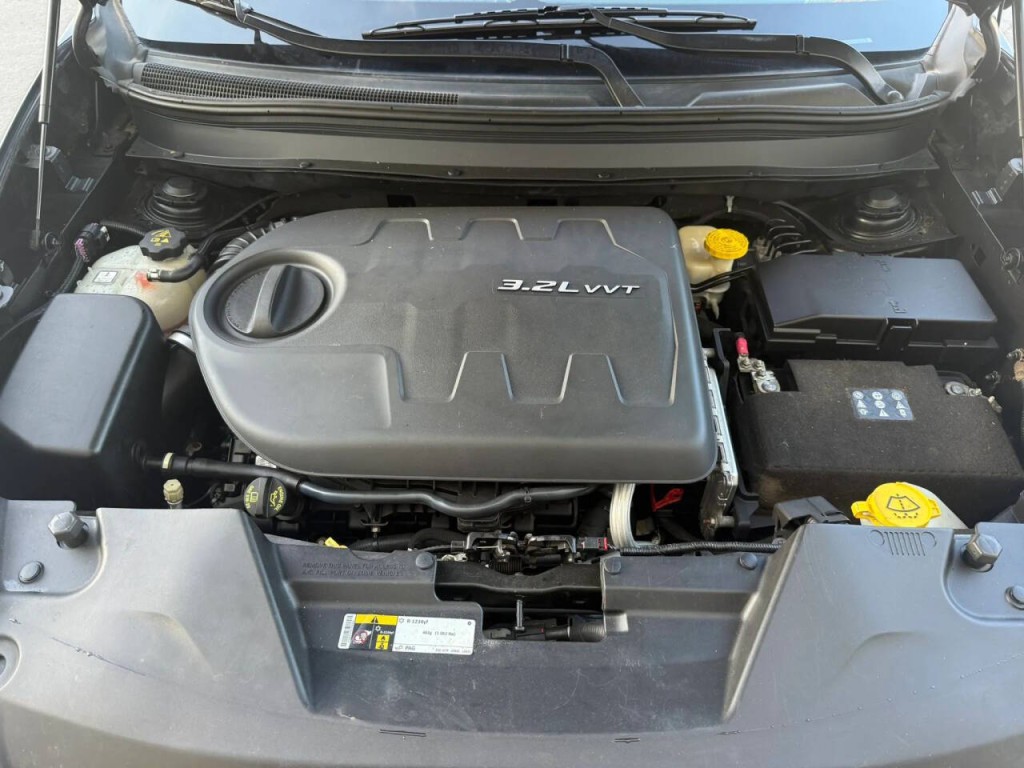 2014 Jeep Cherokee Image 21