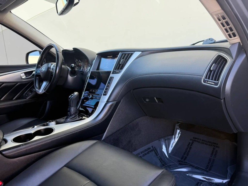 2020 INFINITI Q50 Image 18