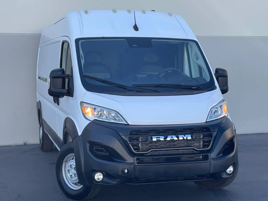 2025 RAM Promaster Image 1