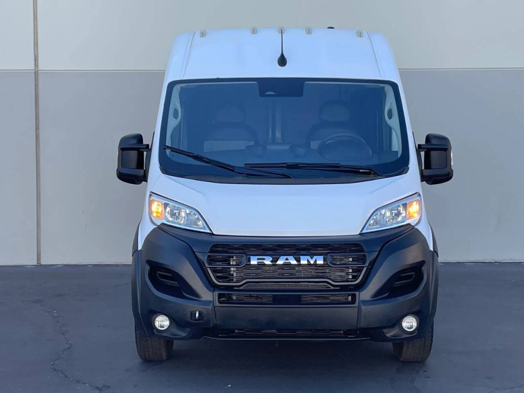 2025 RAM Promaster Image 2
