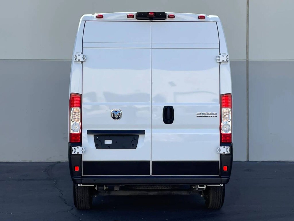 2025 RAM Promaster Image 7