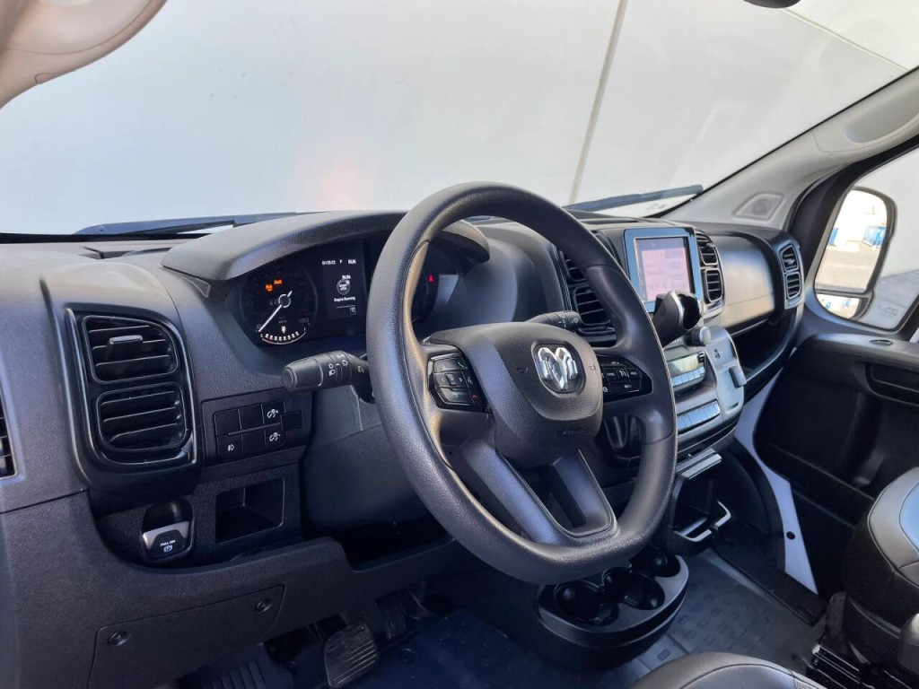 2025 RAM Promaster Image 11