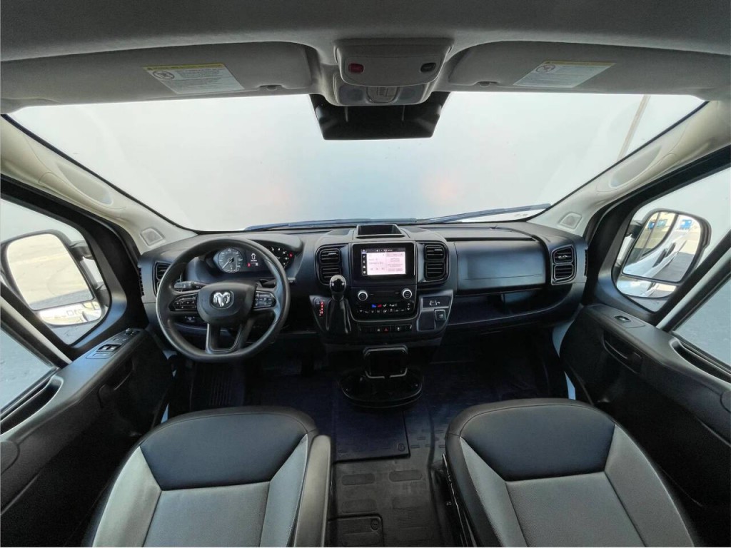 2025 RAM Promaster Image 13