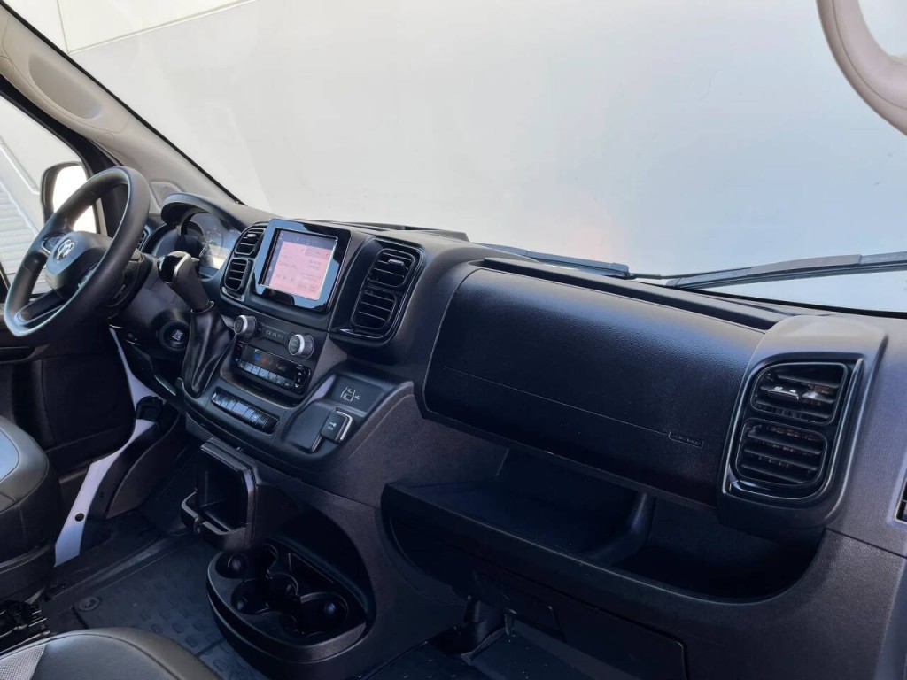 2025 RAM Promaster Image 19