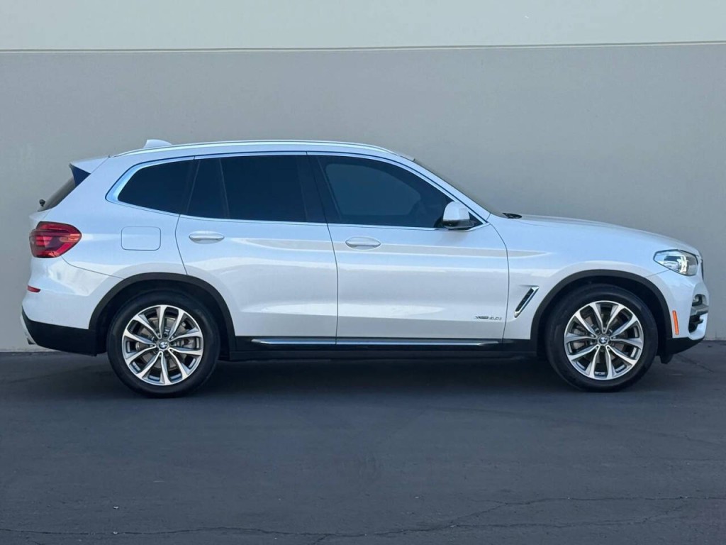 2018 BMW X3 Image 4