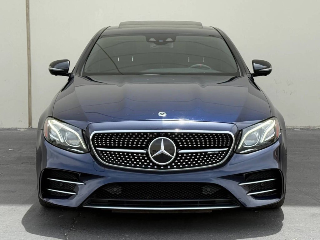 2019 Mercedes-Benz E-Class Image 2