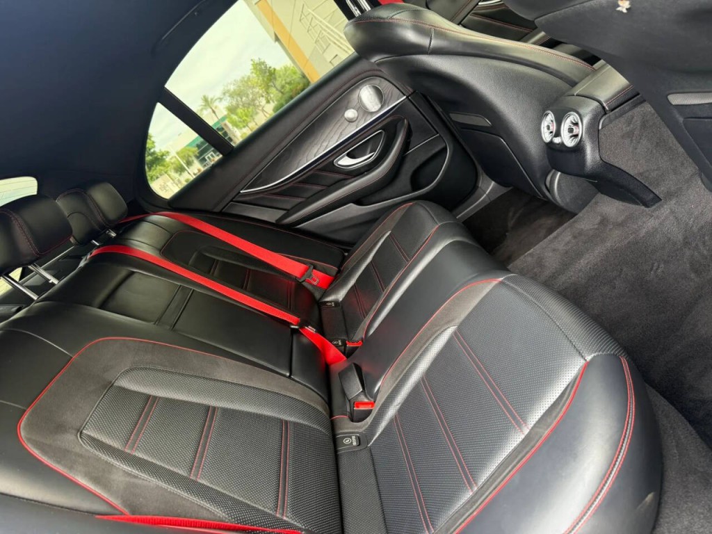 2019 Mercedes-Benz E-Class Image 17