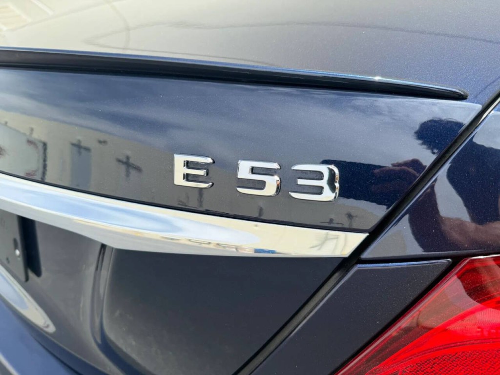 2019 Mercedes-Benz E-Class Image 25
