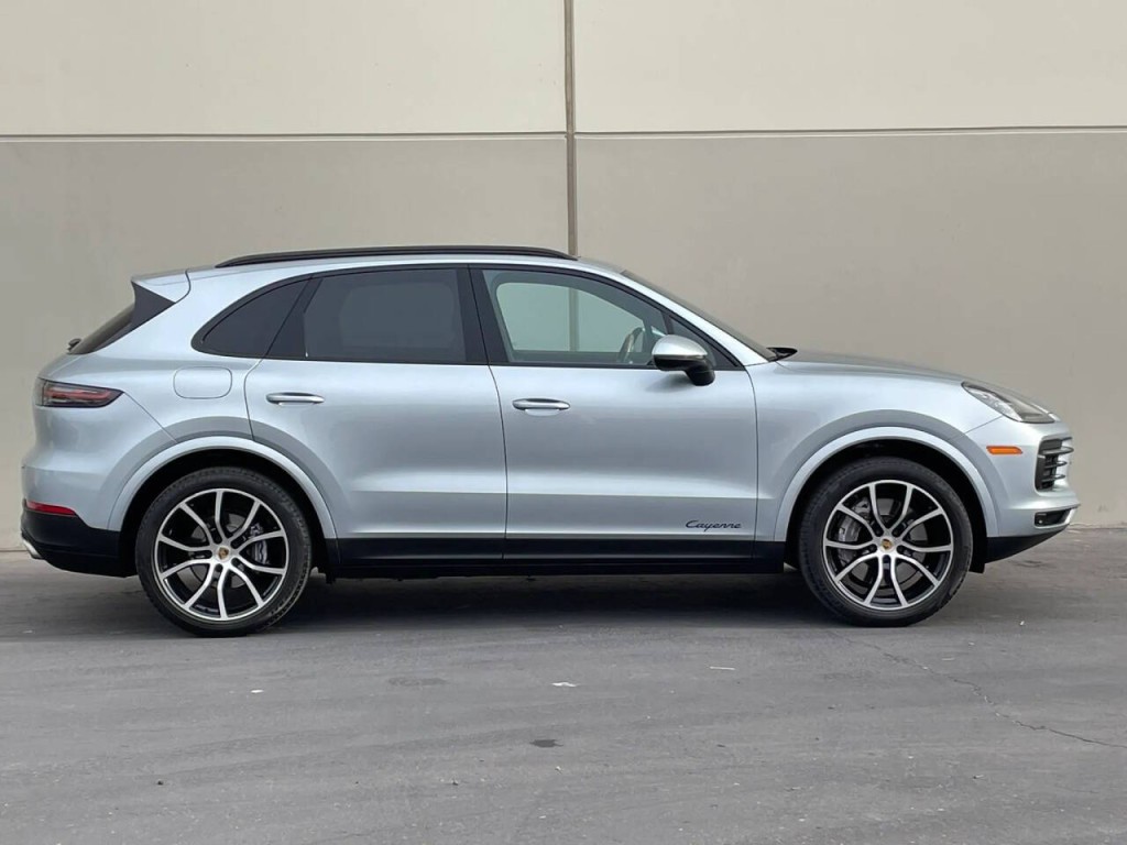 2021 Porsche Cayenne Image 4