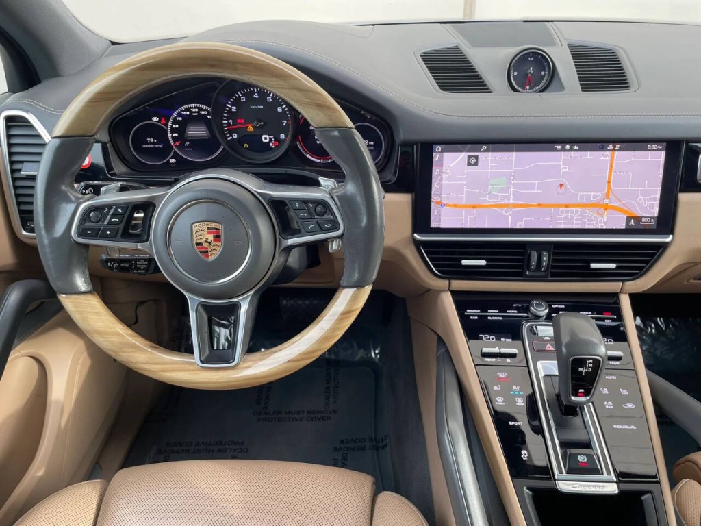 2021 Porsche Cayenne Image 12