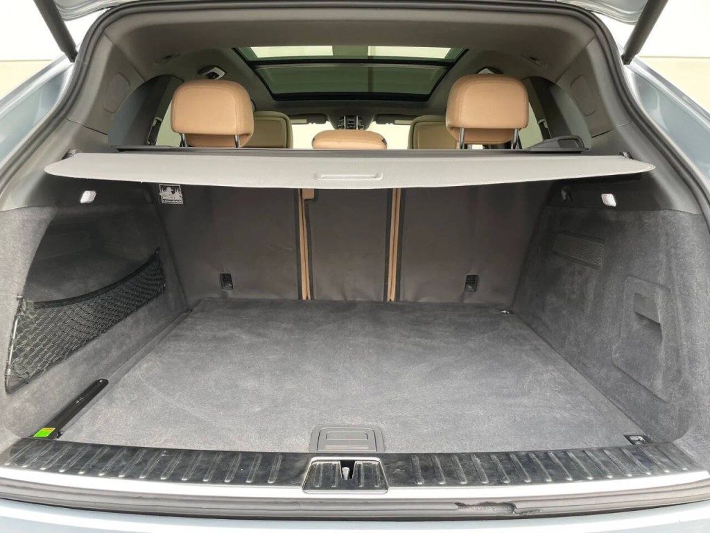 2021 Porsche Cayenne Image 21