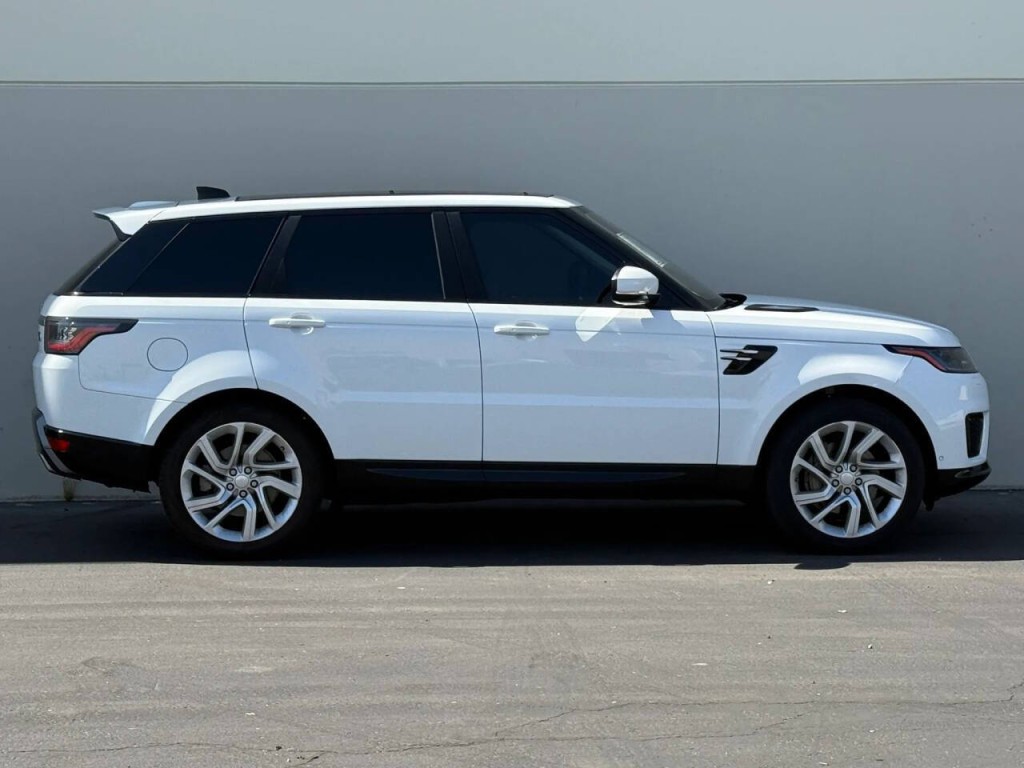 2019 Land Rover Range Rover Sport Image 4
