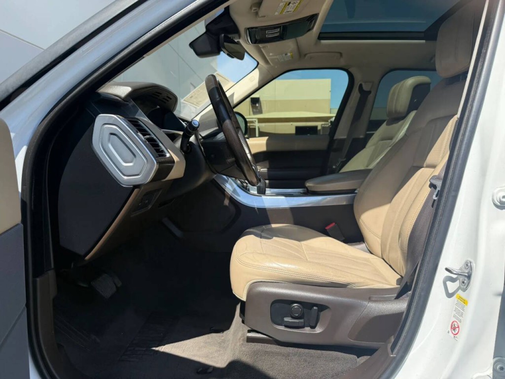 2019 Land Rover Range Rover Sport Image 9