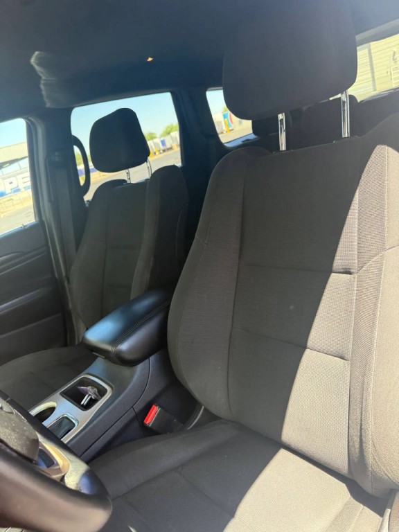 2017 Jeep Grand Cherokee Image 10
