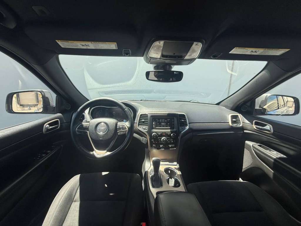 2017 Jeep Grand Cherokee Image 13
