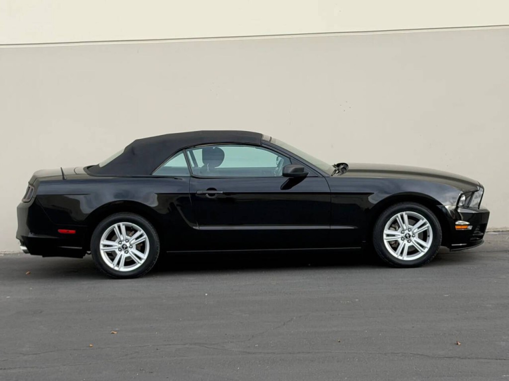 2014 Ford Mustang Image 7