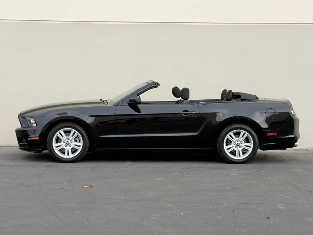 2014 Ford Mustang Image 10