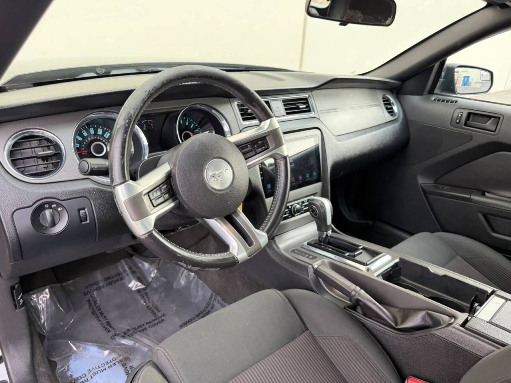 2014 Ford Mustang Image 18