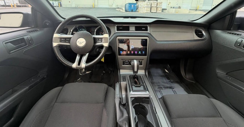 2014 Ford Mustang Image 20