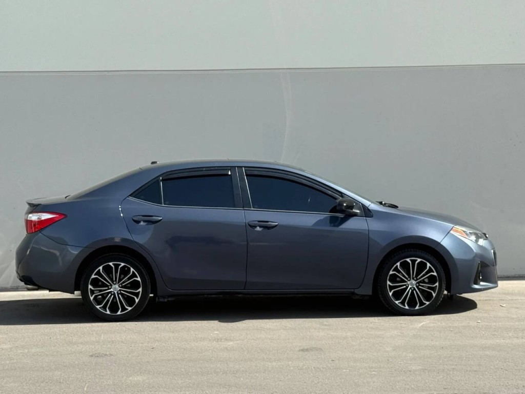 2016 Toyota Corolla Image 4
