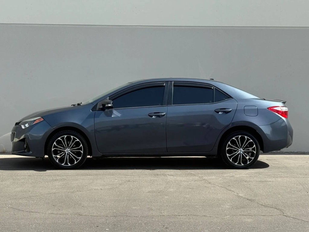 2016 Toyota Corolla Image 5