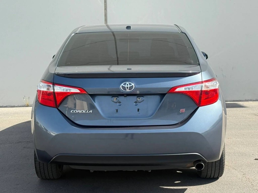 2016 Toyota Corolla Image 7