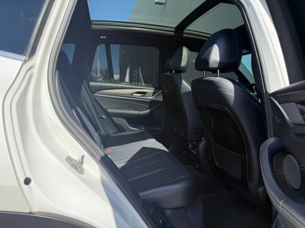 2019 BMW X3 Image 17