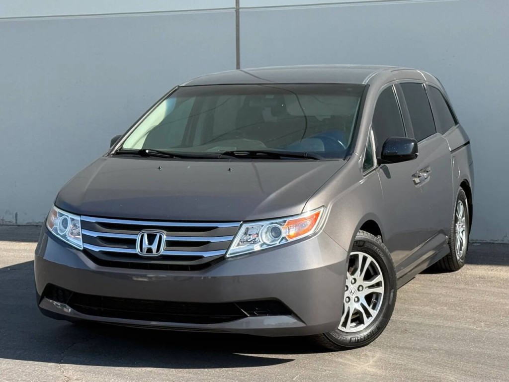 2013 Honda Odyssey Image 3