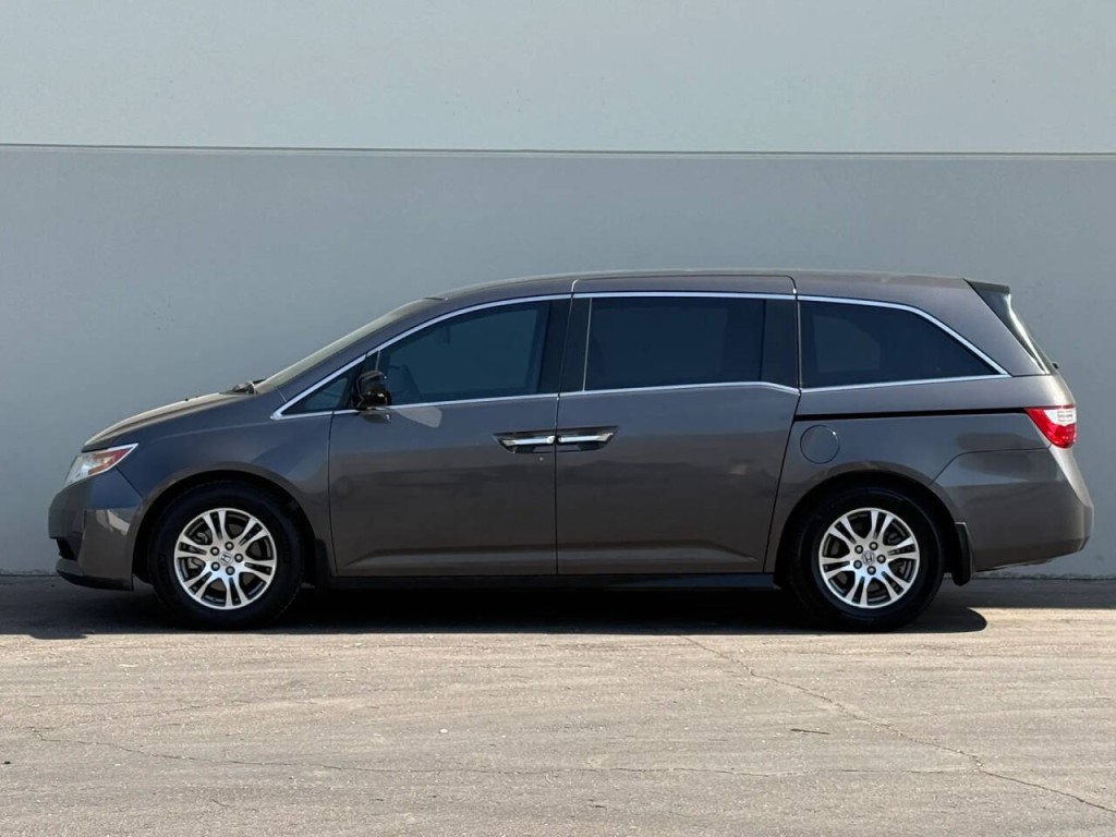 2013 Honda Odyssey Image 5