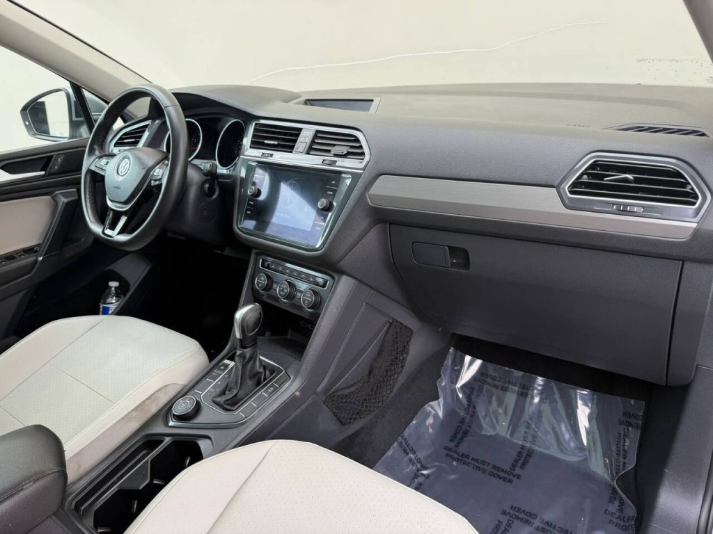 2020 Volkswagen Tiguan Image 20