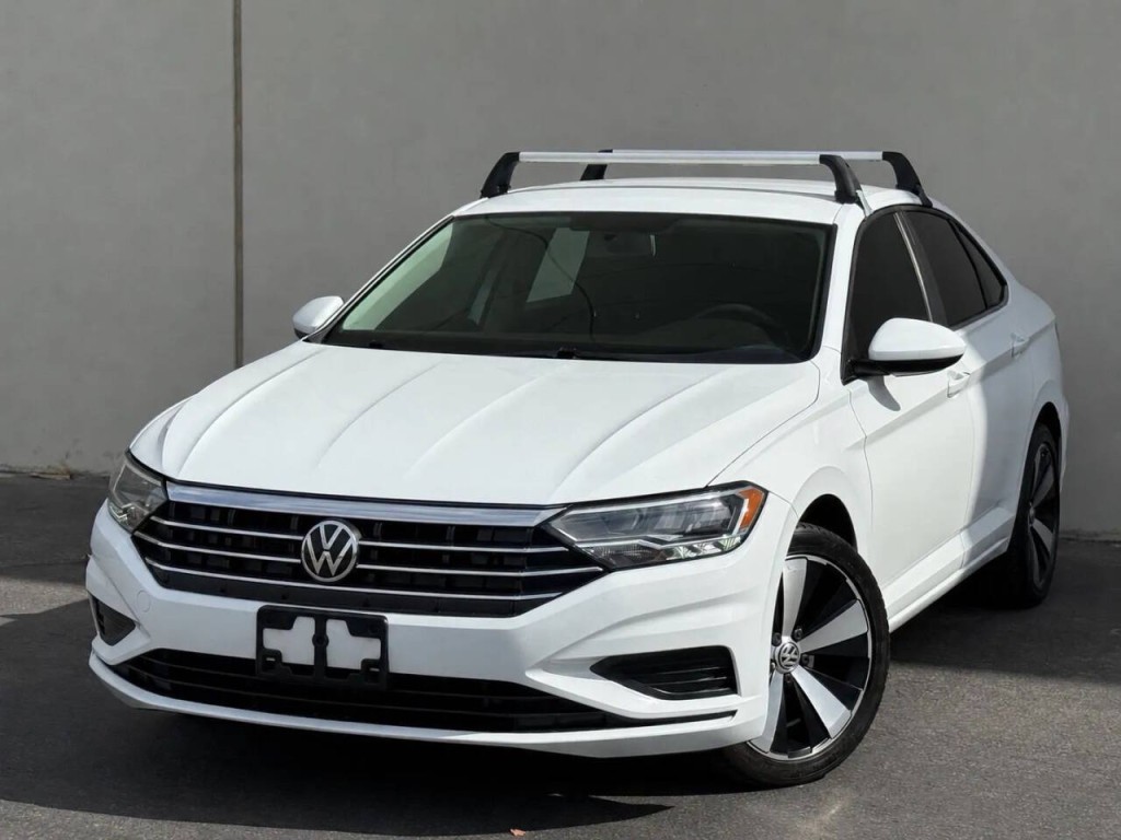 2019 Volkswagen Jetta Image 3
