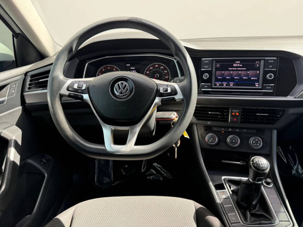2019 Volkswagen Jetta Image 12