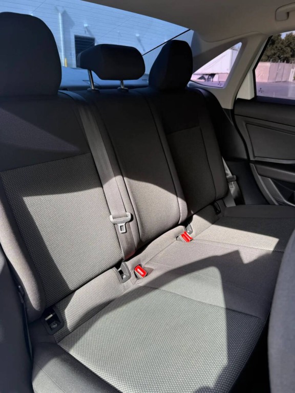 2019 Volkswagen Jetta Image 17