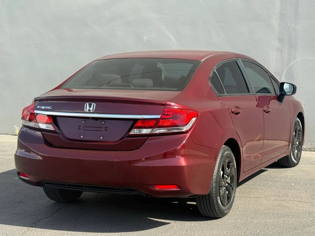 2015 Honda Civic Image 8