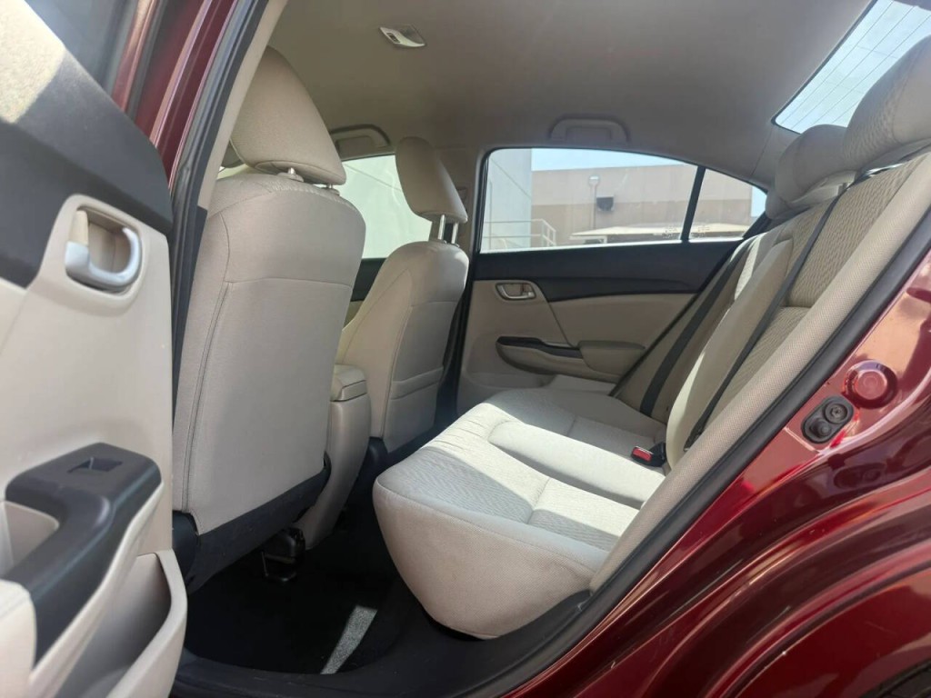 2015 Honda Civic Image 14