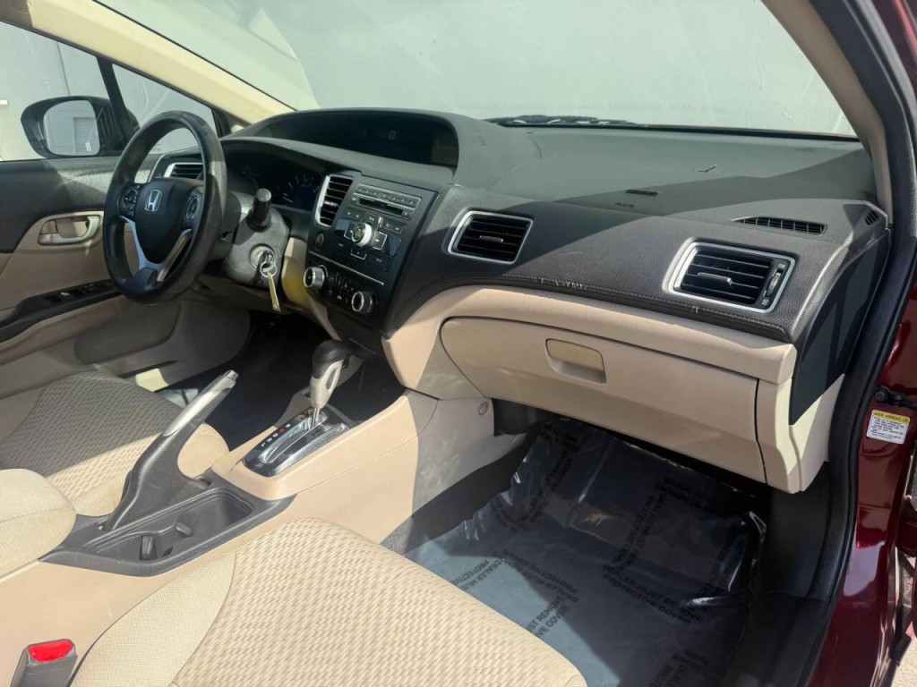 2015 Honda Civic Image 19