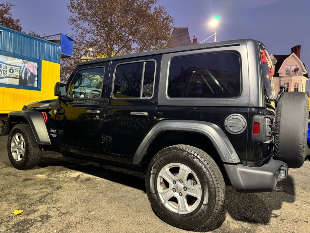 2018 Jeep Wrangler Unlimited Image 4