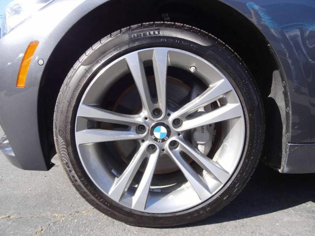 2016 BMW 4 Series Image 17