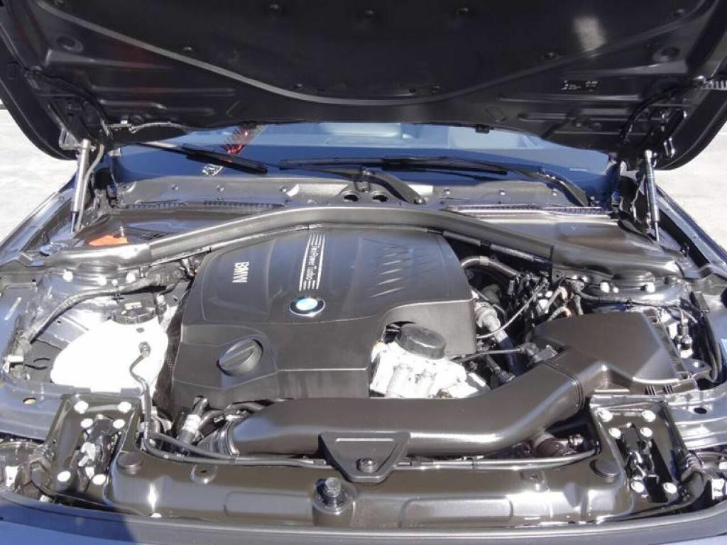 2016 BMW 4 Series Image 19
