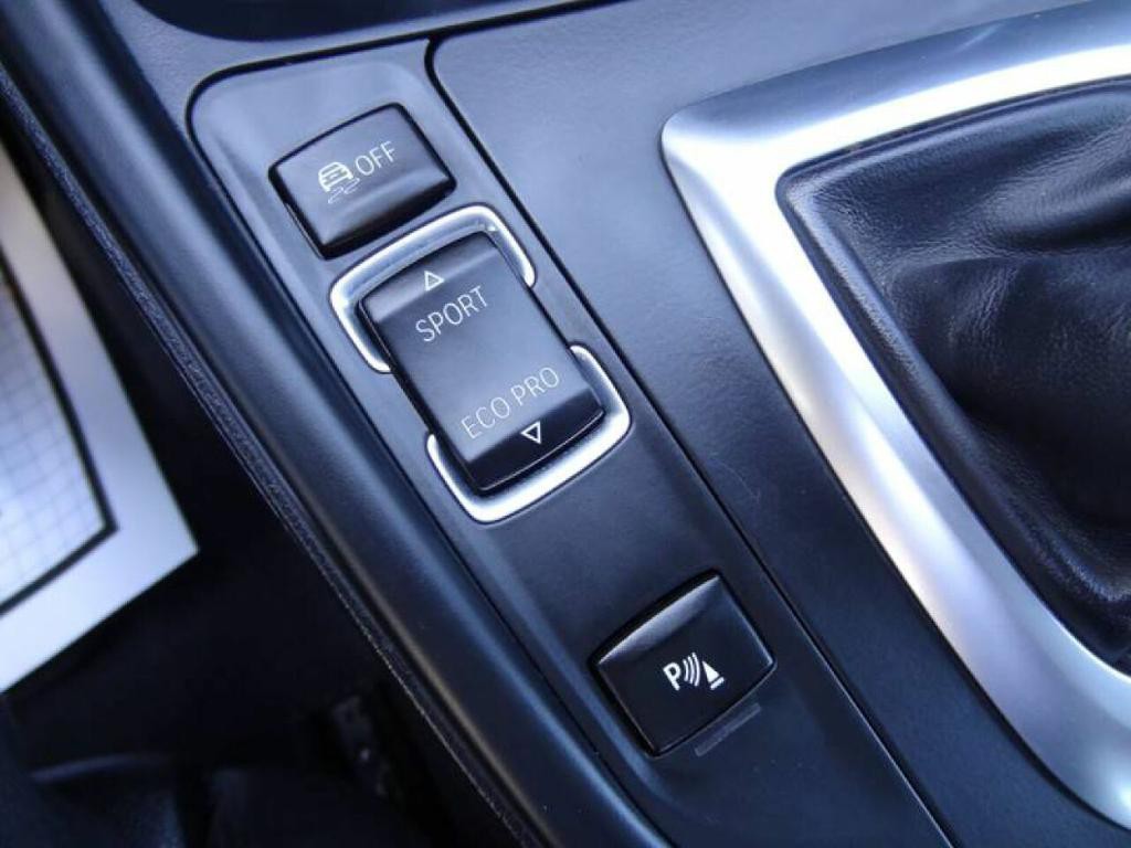 2016 BMW 4 Series Image 28