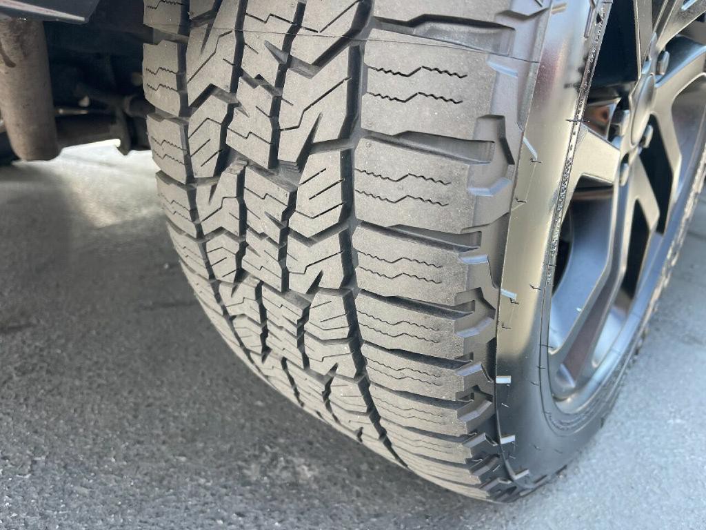 2016 Land Rover LR4 Image 22