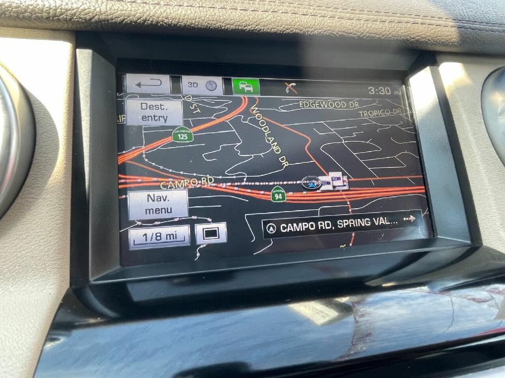 2016 Land Rover LR4 Image 30