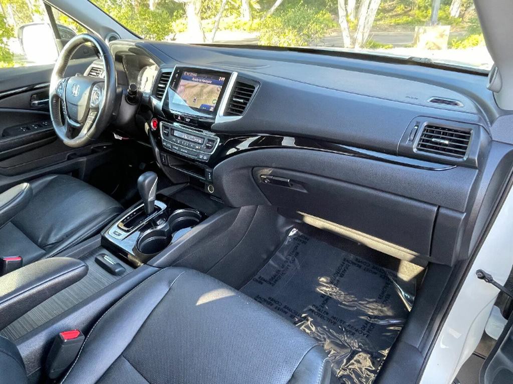 2018 Honda Ridgeline Image 10