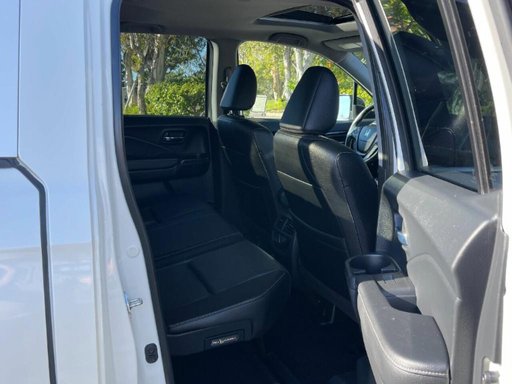 2018 Honda Ridgeline Image 11