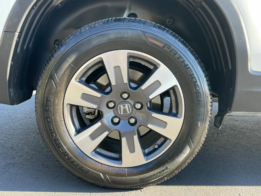 2018 Honda Ridgeline Image 12