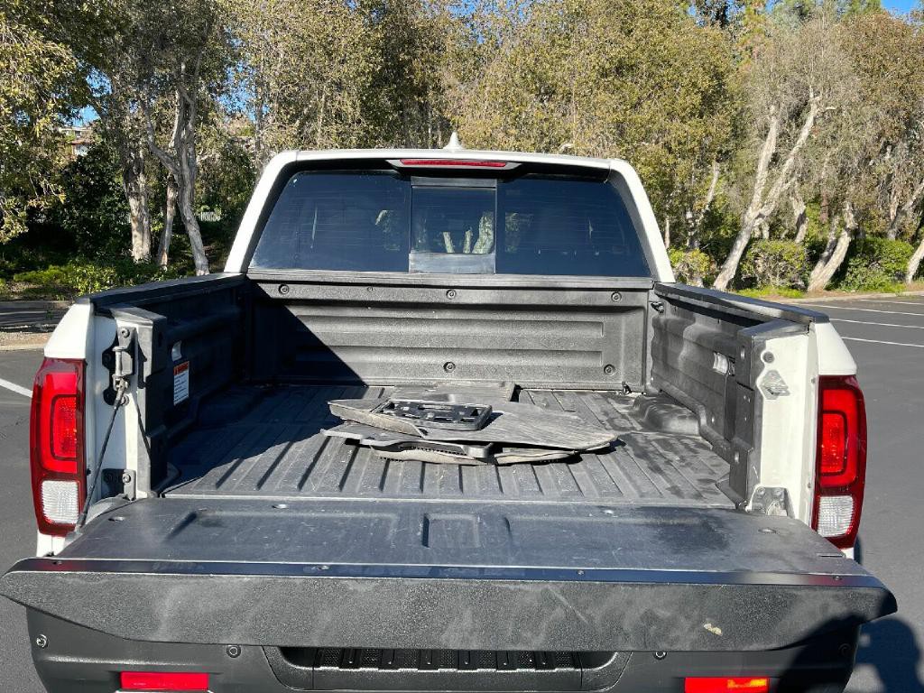 2018 Honda Ridgeline Image 21